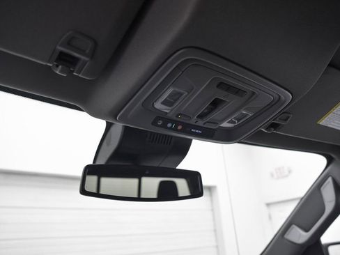 Used 2023 Chevrolet Silverado 1500 LTZ AWD/4WD image 18