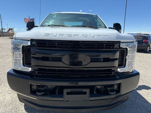 Used 2017 Ford F250 XL w/ Power Equipment Group image 3