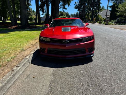 Used 2014 Chevrolet Camaro SS w/ SS Performance Package RWD image 10