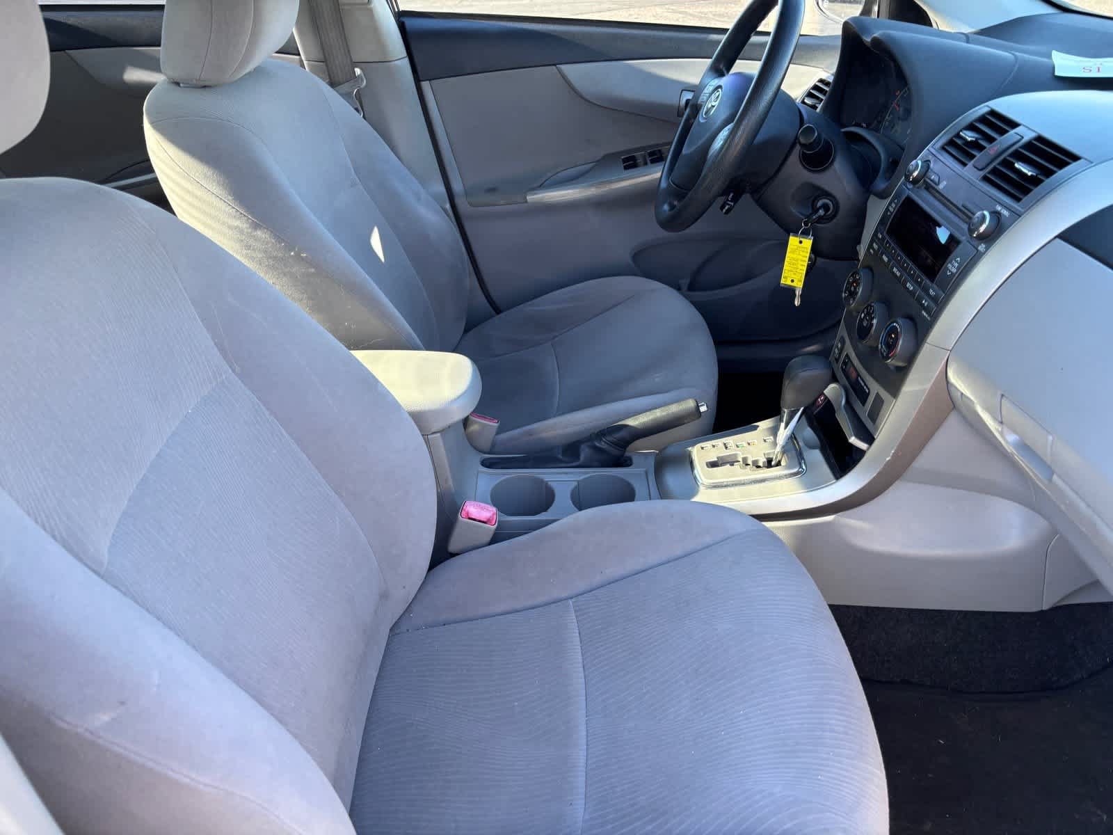 Used 2011 Toyota Corolla LE FWD image 11