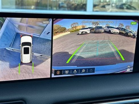 Used 2025 Nissan Armada Platinum Reserve image 19