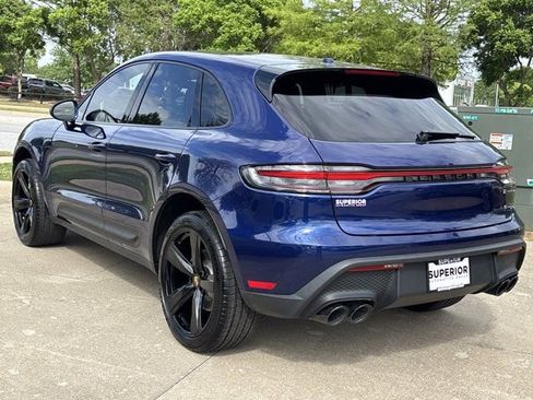 Used 2024 Porsche Macan AWD/4WD image 8