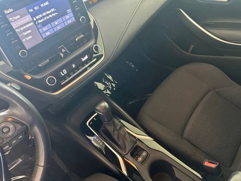 Used 2020 Toyota Corolla SE FWD image 42