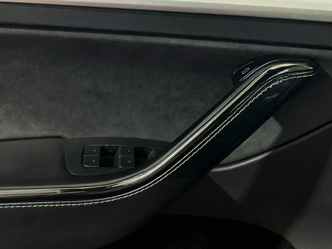 Used 2023 Tesla Model Y Long Range AWD/4WD image 14