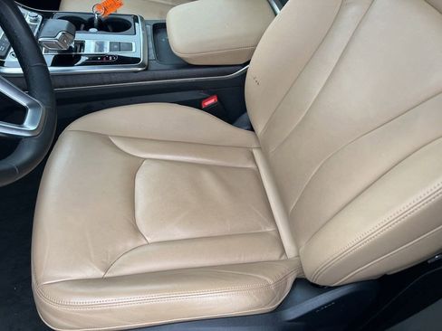 Used 2024 Audi Q7 2.0T Premium image 10