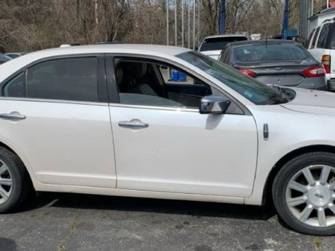 Used 2012 Lincoln MKZ FWD image 5