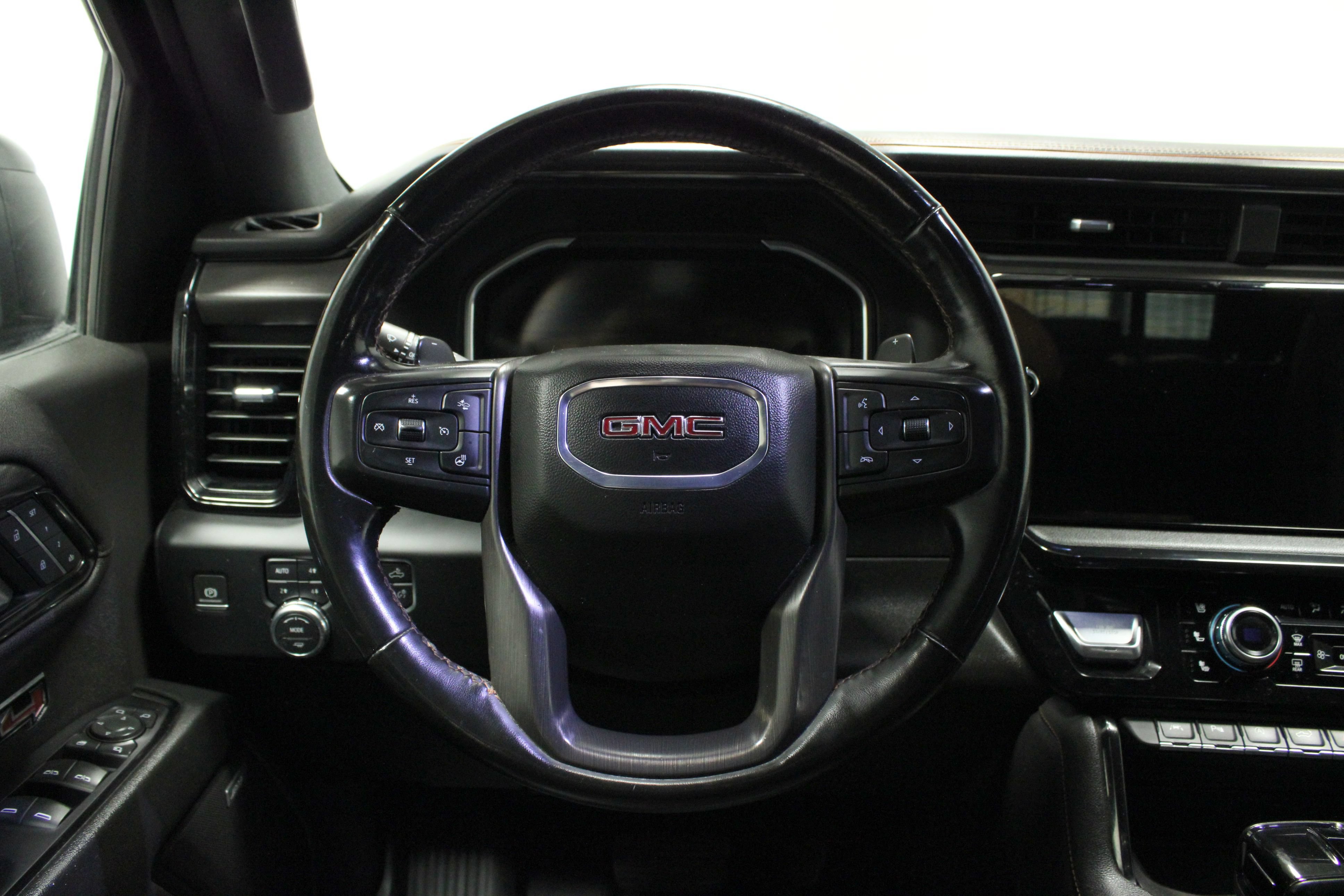 Used 2023 GMC Sierra 1500 AT4 w/ Technology Package AWD/4WD image 22