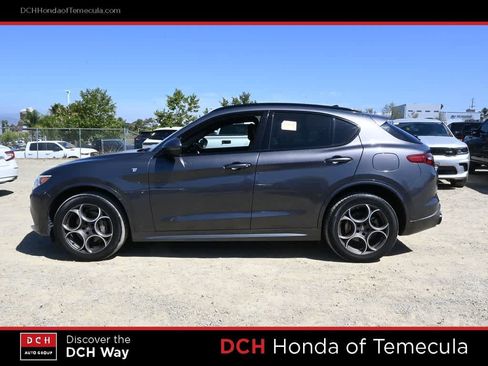 Used 2023 Alfa Romeo Stelvio Ti w/ Active Assist Plus Package AWD/4WD image 4