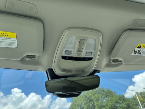 Used 2026 Volvo XC90 B6 Ultra w/ Protection Package AWD/4WD image 17