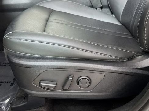 Used 2023 Kia Sorento SX AWD/4WD image 16