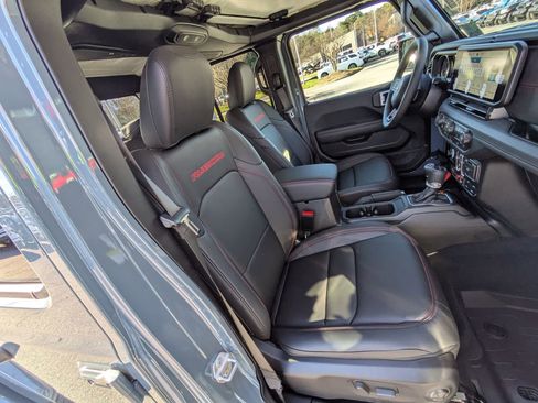 New 2026 Jeep Gladiator Rubicon w/ Steel Power Dome Hood Package AWD/4WD image 41