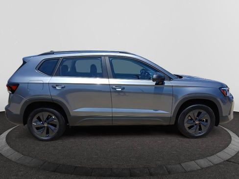 Used 2025 Volkswagen Taos S FWD image 8