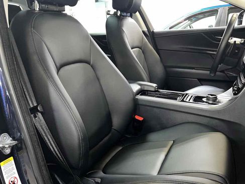 Used 2019 Jaguar XE image 36