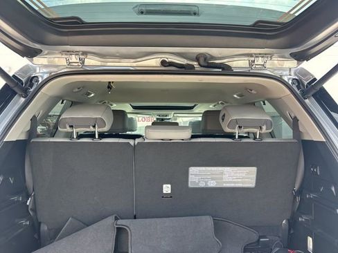 Used 2023 Toyota Sequoia Limited image 10