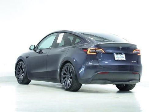 Used 2024 Tesla Model Y Performance AWD/4WD image 7