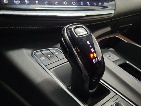 Used 2023 Cadillac Escalade ESV Sport Platinum RWD image 28