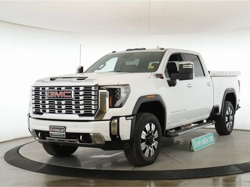 Used 2025 GMC Sierra 2500 Denali image 10
