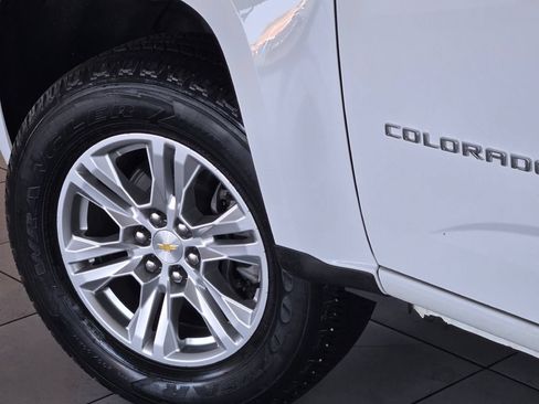 Certified 2021 Chevrolet Colorado LT w/ Fleet Safety Package RWD image 18