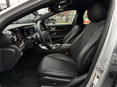 Used 2018 Mercedes-Benz E 300 4MATIC image 16