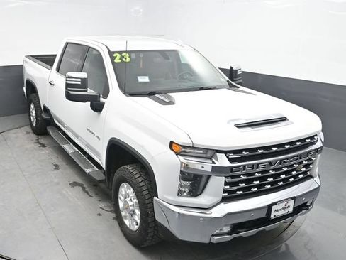 Used 2023 Chevrolet Silverado 2500 LTZ w/ Safety Package AWD/4WD image 15