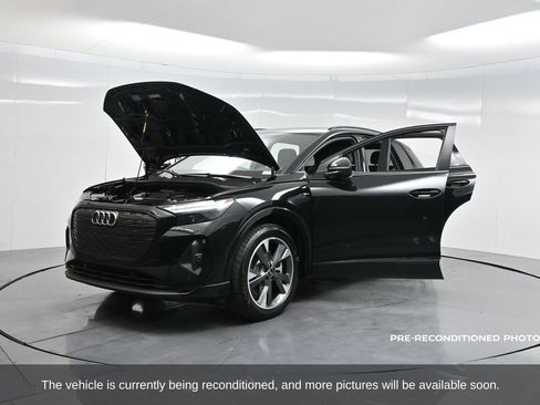 Used 2024 Audi Q4 e-tron Premium Plus w/ Premium Plus image 50