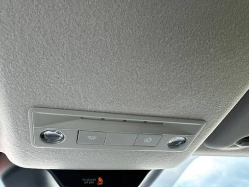 Certified 2025 Nissan Kicks SV AWD/4WD image 65