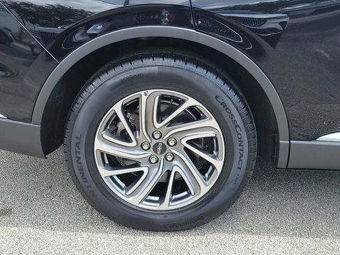 Certified 2023 Lincoln Aviator 2WD w/ Class IV Trailer Tow Package image 5