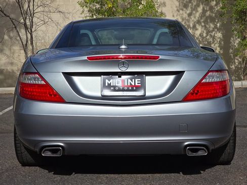 Used 2012 Mercedes-Benz SLK 350 image 9