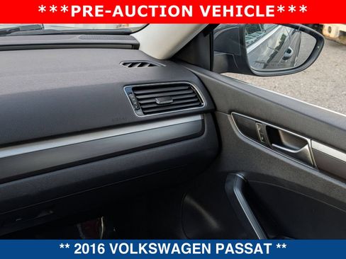 Used 2016 Volkswagen Passat 1.8T R-Line FWD image 16
