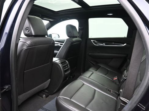 Used 2021 Cadillac XT5 Premium Luxury image 29