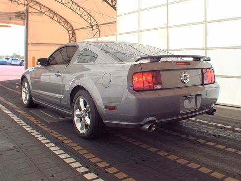 Used 2007 Ford Mustang GT RWD image 8