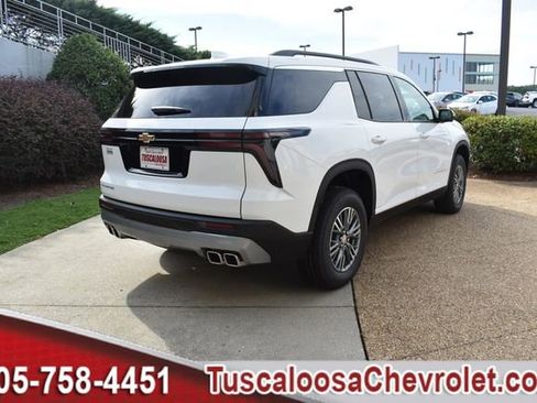 New 2026 Chevrolet Traverse LT w/ Driver Confidence Package image 11