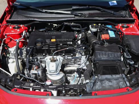 Used 2023 Honda Civic Sport image 11