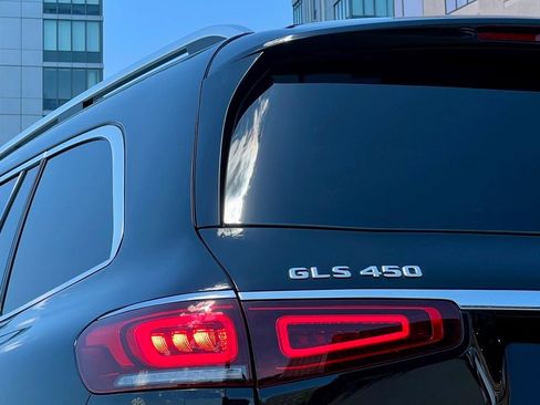 Certified 2023 Mercedes-Benz GLS 450 4MATIC image 9