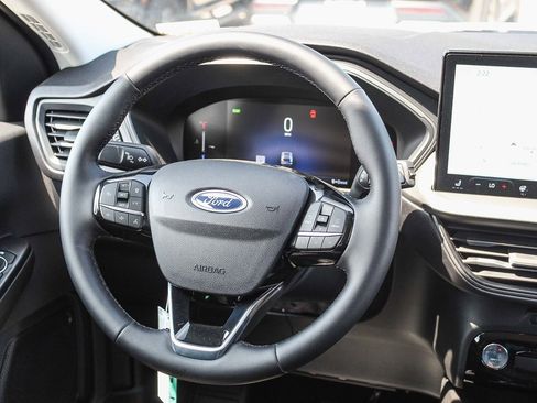 New 2025 Ford Escape SE image 15