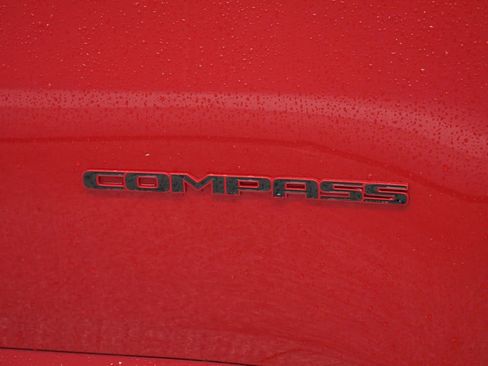 Certified 2023 Jeep Compass Limited image 17