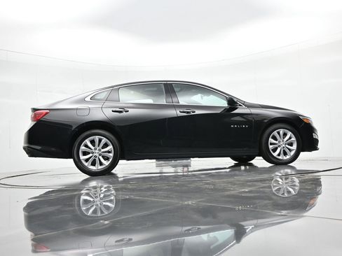 Used 2023 Chevrolet Malibu LT FWD image 28
