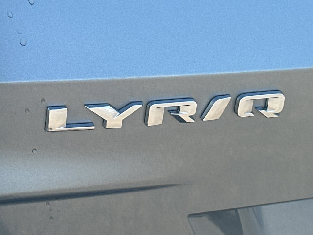Certified 2024 Cadillac Lyriq Luxury AWD/4WD image 4