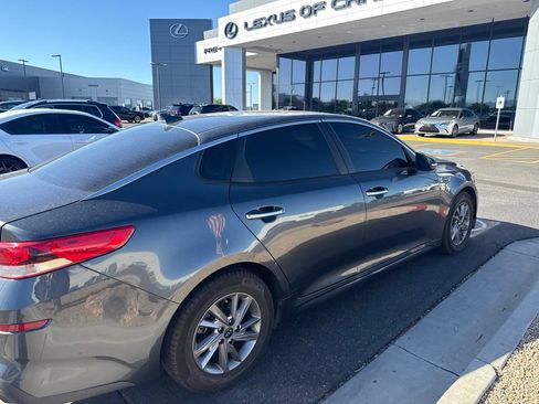 Used 2020 Kia Optima LX FWD image 4