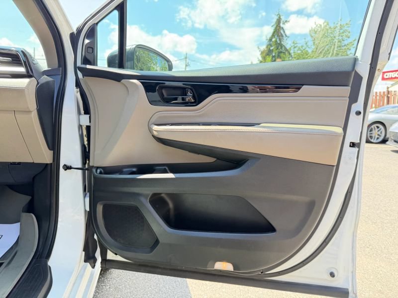 Used 2021 Honda Odyssey Touring image 32