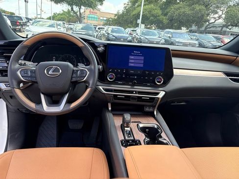 Certified 2024 Lexus RX 350 Premium w/ Cold Area Package AWD/4WD image 19