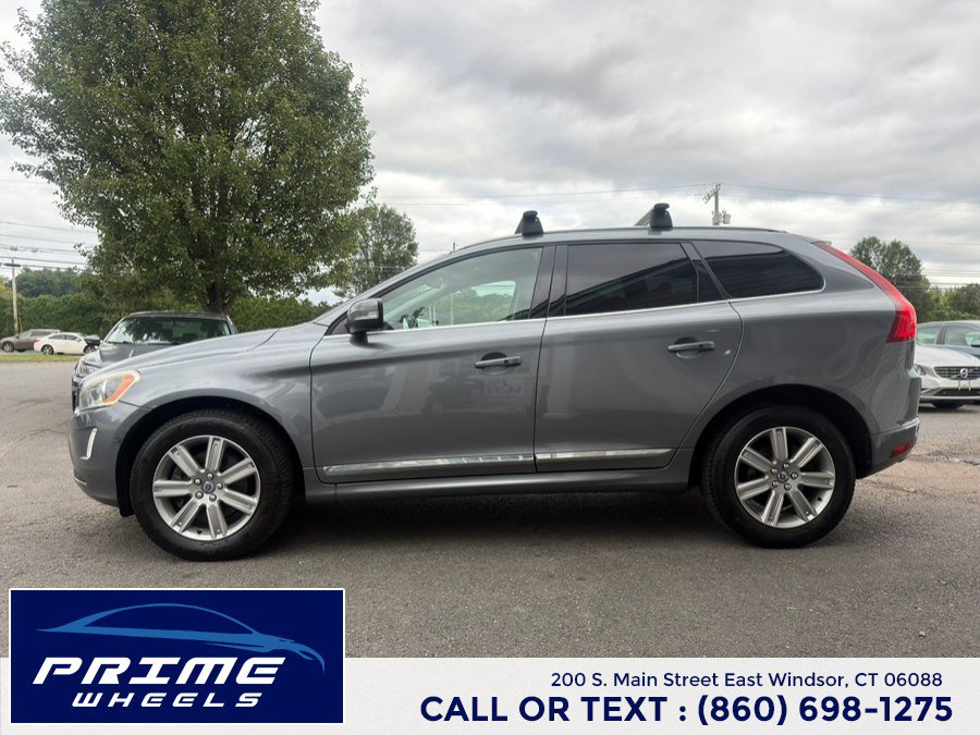Used 2016 Volvo XC60 T6 AWD/4WD image 4