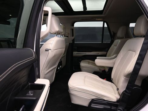 Used 2020 Ford Expedition Platinum AWD/4WD image 27