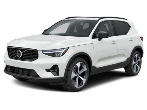 Used 2026 Volvo XC40 B5 Plus AWD/4WD image 1
