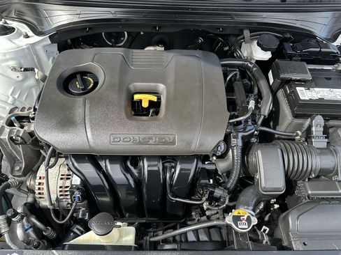 Used 2021 Kia Forte LXS FWD image 17