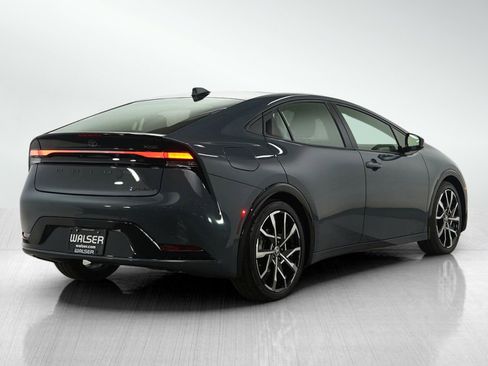 Used 2024 Toyota Prius Prime XSE Premium image 7