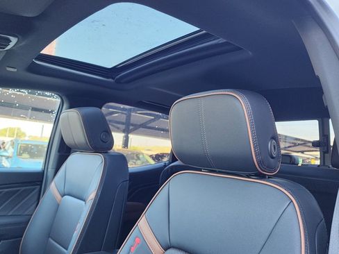 New 2026 GMC Canyon AT4 w/ Technology Plus Package image 16