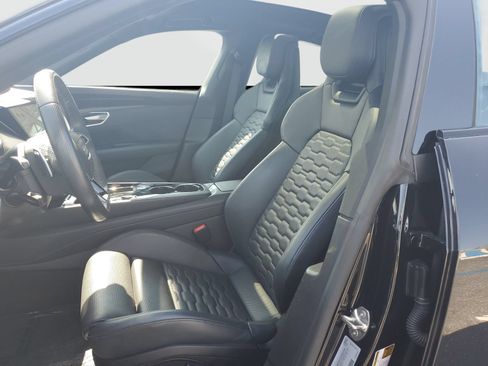 Used 2024 Audi e-tron GT Premium Plus AWD/4WD image 18