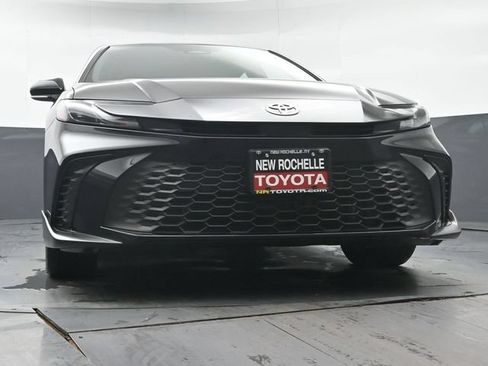 Used 2026 Toyota Camry SE AWD/4WD image 38