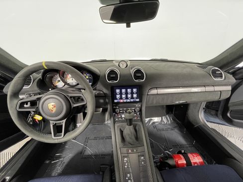 Used 2023 Porsche 718 Cayman GT4 RS image 13